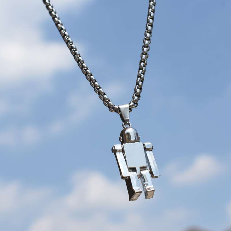 Collier Robot